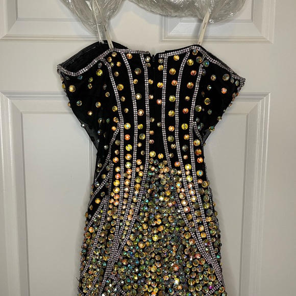 Prom dress - Picture 9 of 16